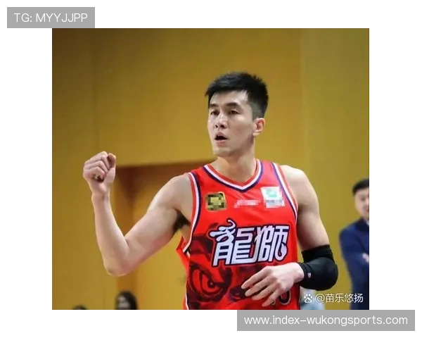 中国男篮第三节防守强度升级,单节仅失9分完成比分反超 中国男篮第三节防守强度升级,单节仅失9分完成比分反超